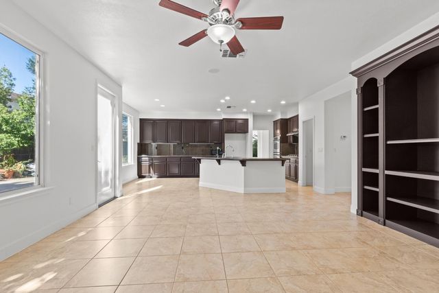 1551 Ainsworth Ln, Lincoln, CA 95648