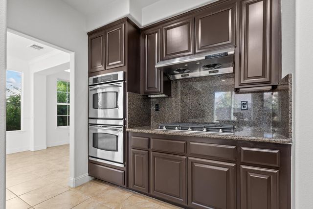 1551 Ainsworth Ln, Lincoln, CA 95648