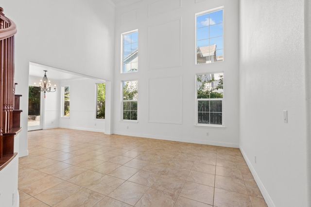 1551 Ainsworth Ln, Lincoln, CA 95648