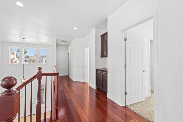 1551 Ainsworth Ln, Lincoln, CA 95648