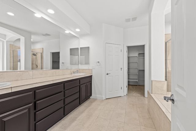 1551 Ainsworth Ln, Lincoln, CA 95648