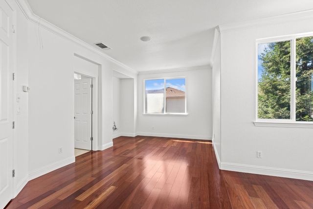 1551 Ainsworth Ln, Lincoln, CA 95648