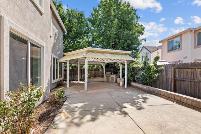 1551 Ainsworth Ln, Lincoln, CA 95648