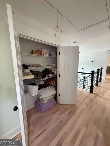 35 Parkview Trace Pass SW, Lilburn, GA 30047