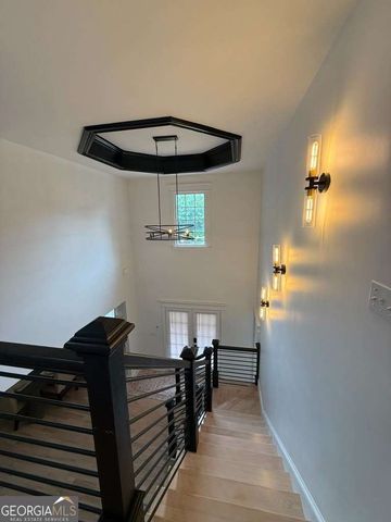 35 Parkview Trace Pass SW, Lilburn, GA 30047