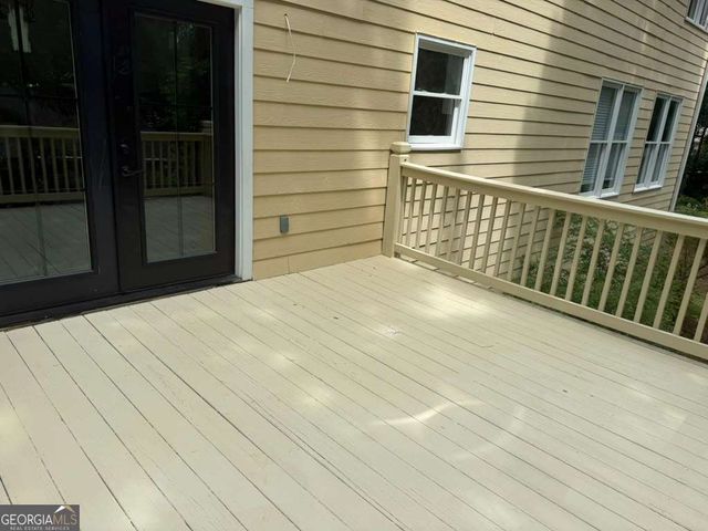 35 Parkview Trace Pass SW, Lilburn, GA 30047