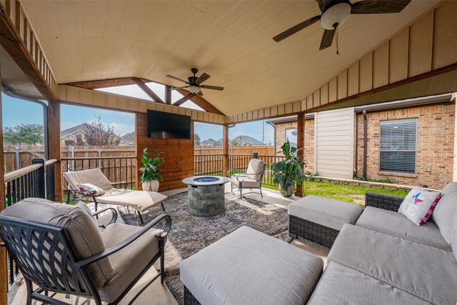 2168 Liriope Lane, Waxahachie, TX 75165