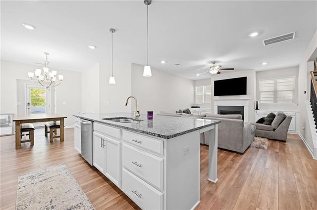 3469 Minister Alley, Scottdale, GA 30079