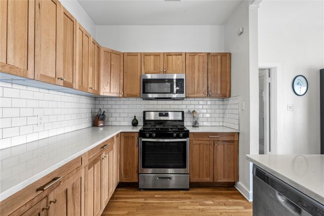2101 W 10th ST, Austin, TX 78703