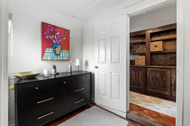 2101 W 10th ST, Austin, TX 78703
