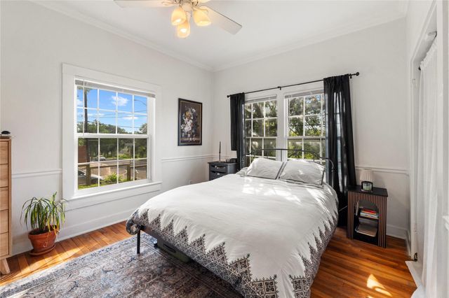 2101 W 10th ST, Austin, TX 78703