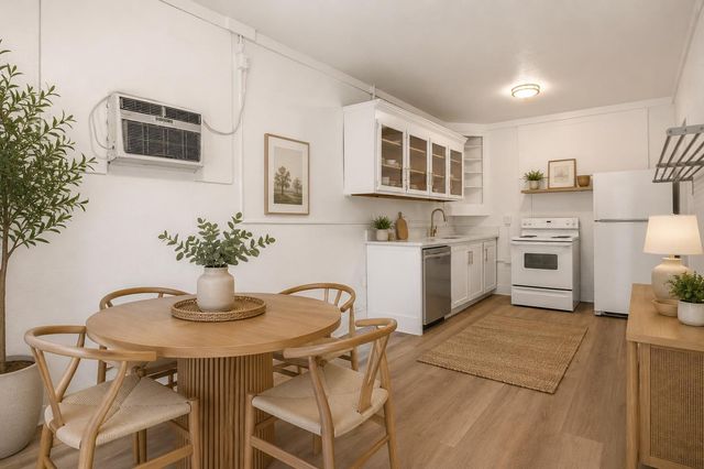 2101 W 10th ST, Austin, TX 78703
