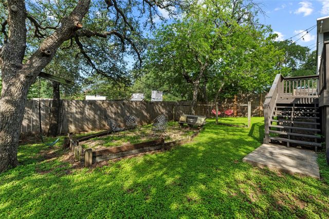 2101 W 10th ST, Austin, TX 78703