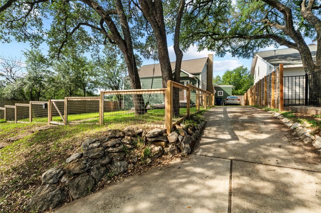 2101 W 10th ST, Austin, TX 78703
