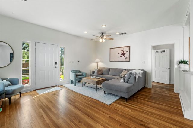 2101 W 10th ST, Austin, TX 78703
