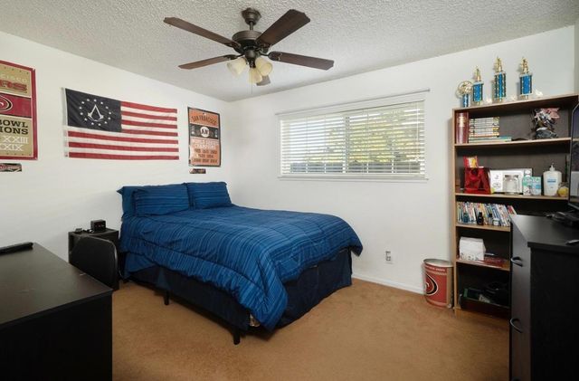 1725 Fairmont Avenue, Clovis, CA 93611