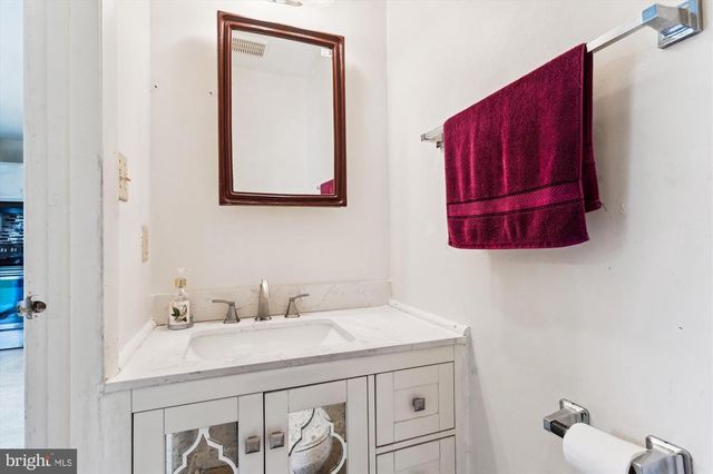 5200 SWEET GUM TER, Fredericksburg, VA 22407