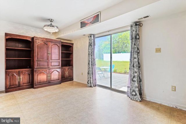 5200 SWEET GUM TER, Fredericksburg, VA 22407