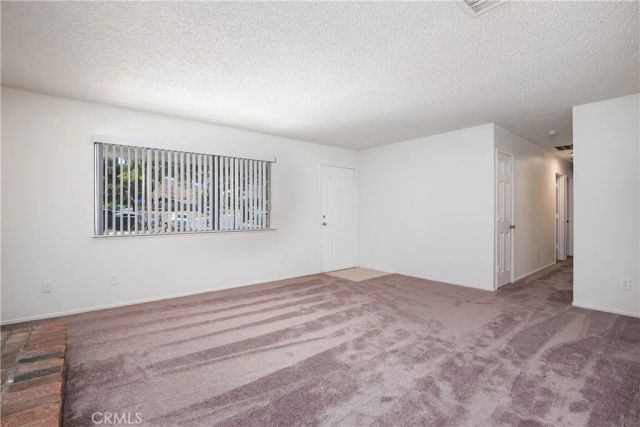 40062 164th East, Lake Los Angeles, CA 93591