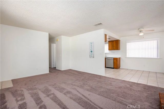 40062 164th East, Lake Los Angeles, CA 93591