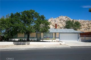 40062 164th East, Lake Los Angeles, CA 93591