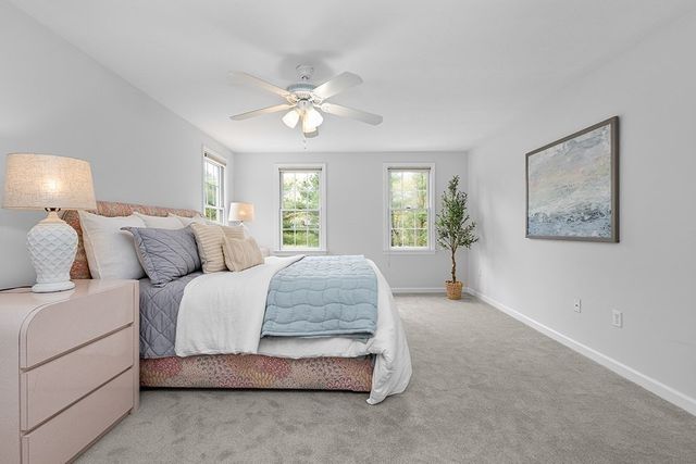 8 Autumn Ln, Natick, MA 01760