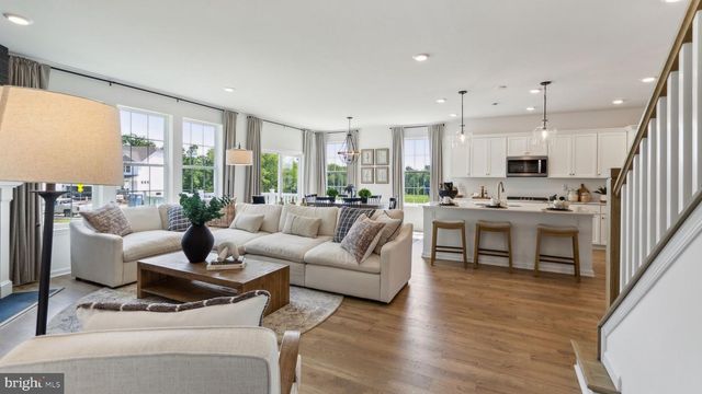 562 TROLLEY LANE, Sellersville, PA 18960