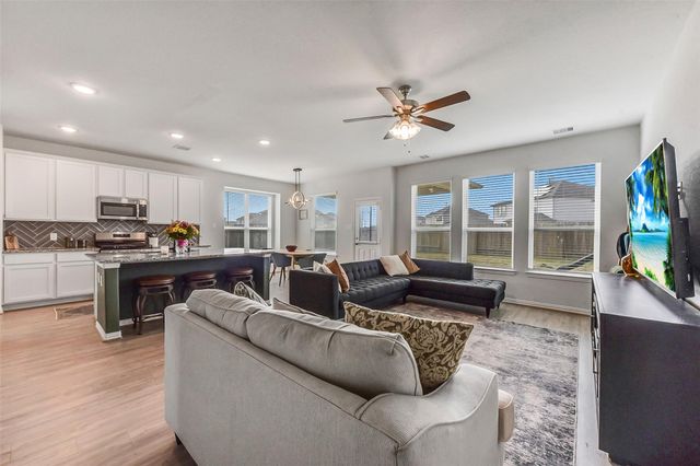 5330 Camerford Court, Alvin, TX 77511