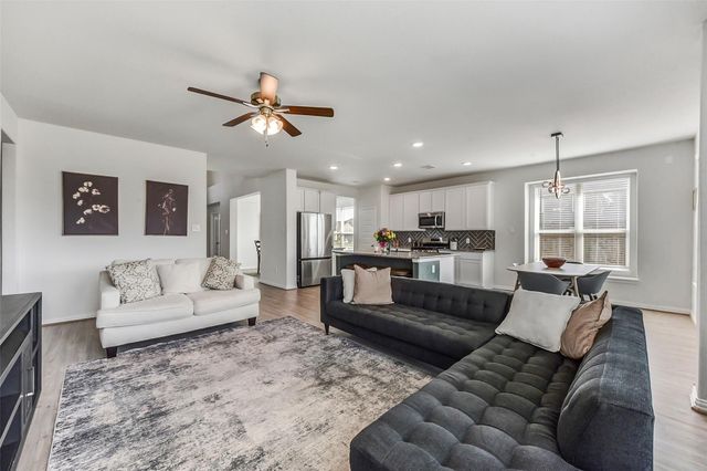 5330 Camerford Court, Alvin, TX 77511