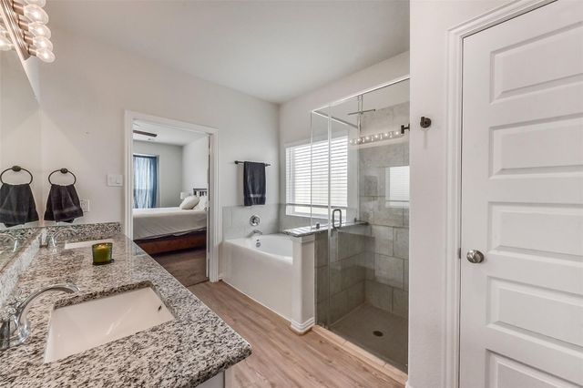 5330 Camerford Court, Alvin, TX 77511