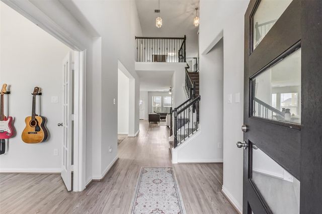 5330 Camerford Court, Alvin, TX 77511