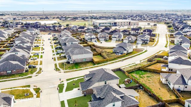 5330 Camerford Court, Alvin, TX 77511