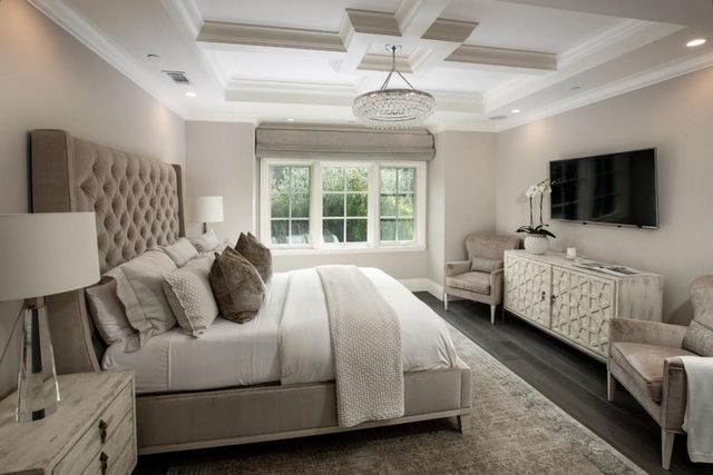 25501 Chapin Road, Los Altos Hills, CA 94022