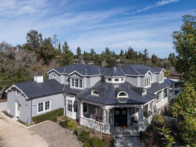 25501 Chapin Road, Los Altos Hills, CA 94022