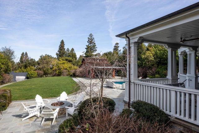 25501 Chapin Road, Los Altos Hills, CA 94022