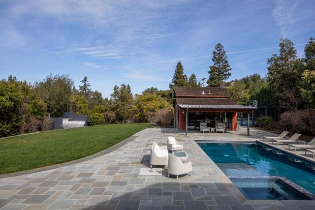 25501 Chapin Road, Los Altos Hills, CA 94022