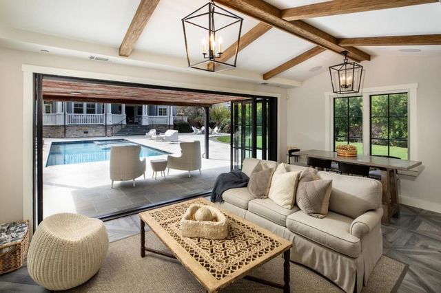 25501 Chapin Road, Los Altos Hills, CA 94022
