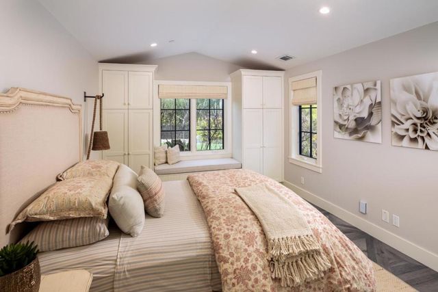25501 Chapin Road, Los Altos Hills, CA 94022