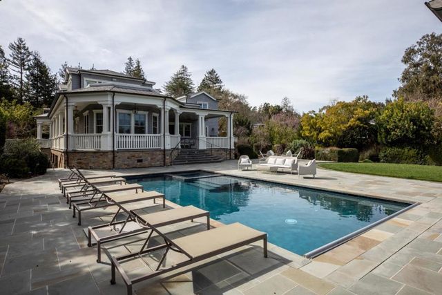 25501 Chapin Road, Los Altos Hills, CA 94022