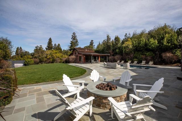 25501 Chapin Road, Los Altos Hills, CA 94022