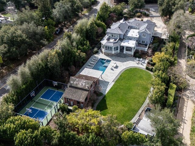 25501 Chapin Road, Los Altos Hills, CA 94022