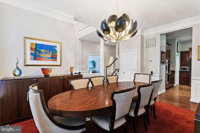 47666 PAULSEN SQ, Potomac Falls, VA 20165