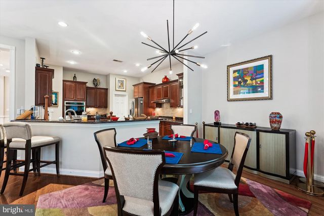 47666 PAULSEN SQ, Potomac Falls, VA 20165