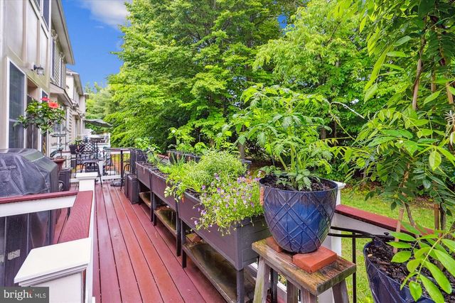 47666 PAULSEN SQ, Potomac Falls, VA 20165