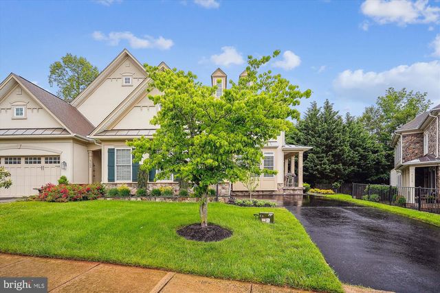 47666 PAULSEN SQ, Potomac Falls, VA 20165