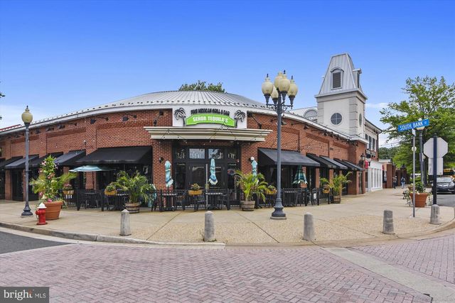 47666 PAULSEN SQ, Potomac Falls, VA 20165