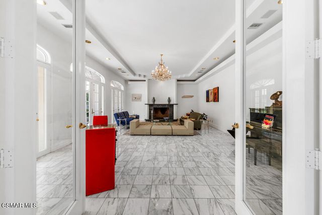 11428 Iverson Road, Chatsworth, CA 91311