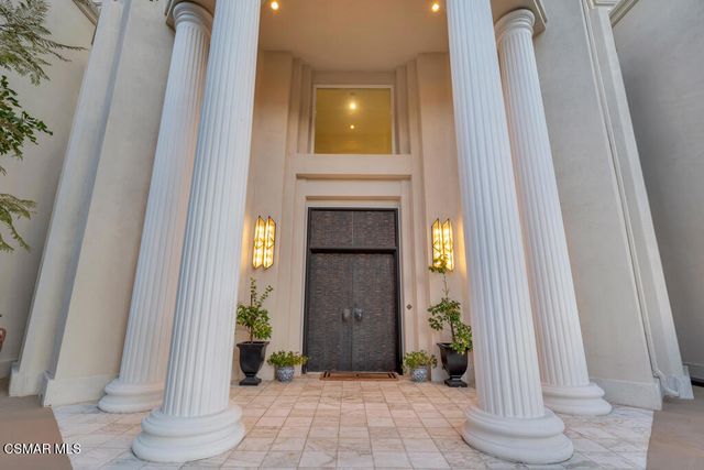 11428 Iverson Road, Chatsworth, CA 91311