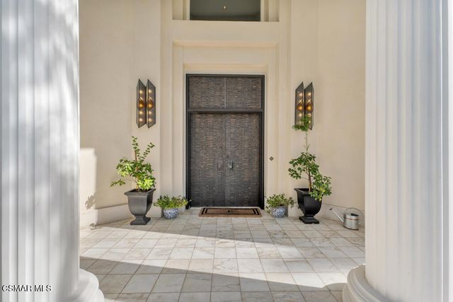 11428 Iverson Road, Chatsworth, CA 91311