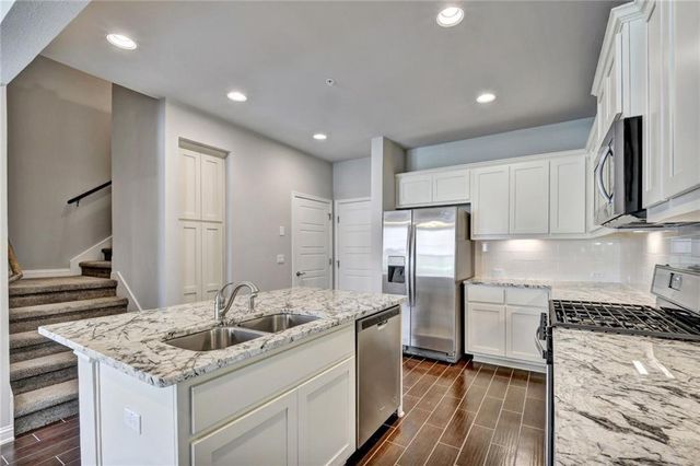 13800 Lyndhurst ST 272, Austin, TX 78717